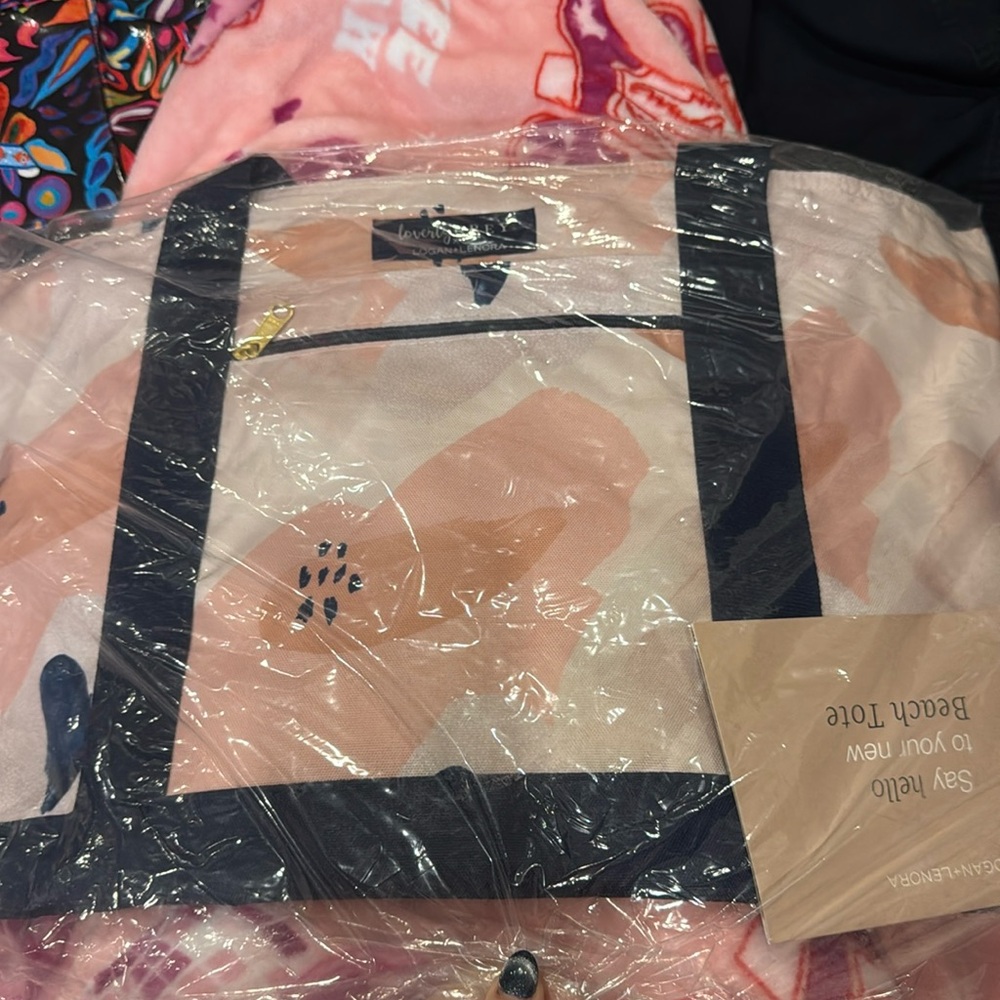 LoverlyxGray LoganxLenora tote bag